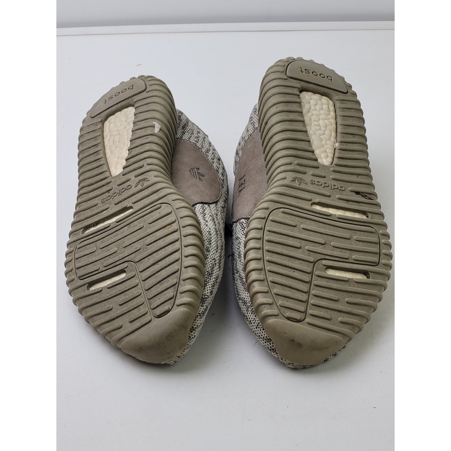 Adidas Yeezy Boost 350 Moonrock Grey Colorway Primeknit Sneakers Men's Size 10