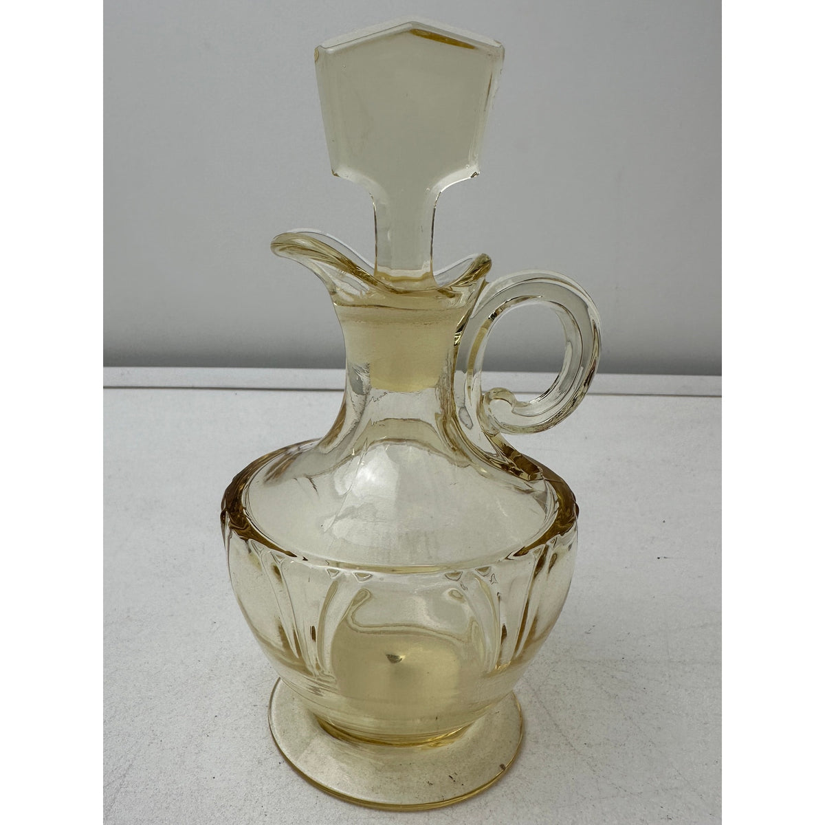 Vintage Heisey Sahara Empress Yellow Glass Oil & Vinegar Cruet with Stopper