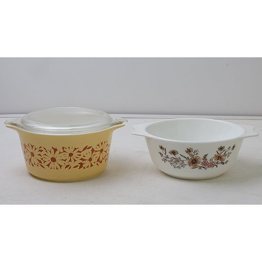 1970s Pyrex Daisy Silhouette Covered Dish & Woodland Country Casserole Dish Set