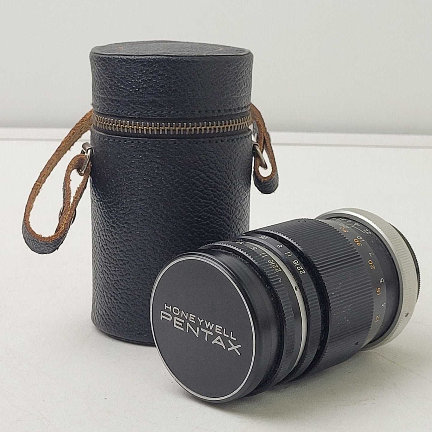 Vintage Zeitar 135mm f/3.5 Telephoto Lens + Case  | M42 Mount | Honeywell Pentax