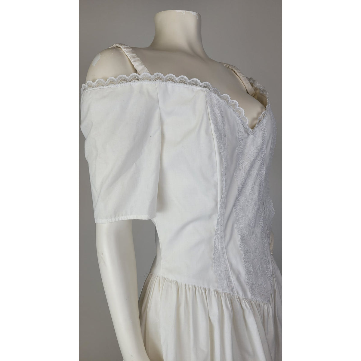 Vintage 1980s Gunne Sax White Off-the-Shoulder Bridal Midi Dress Sz M