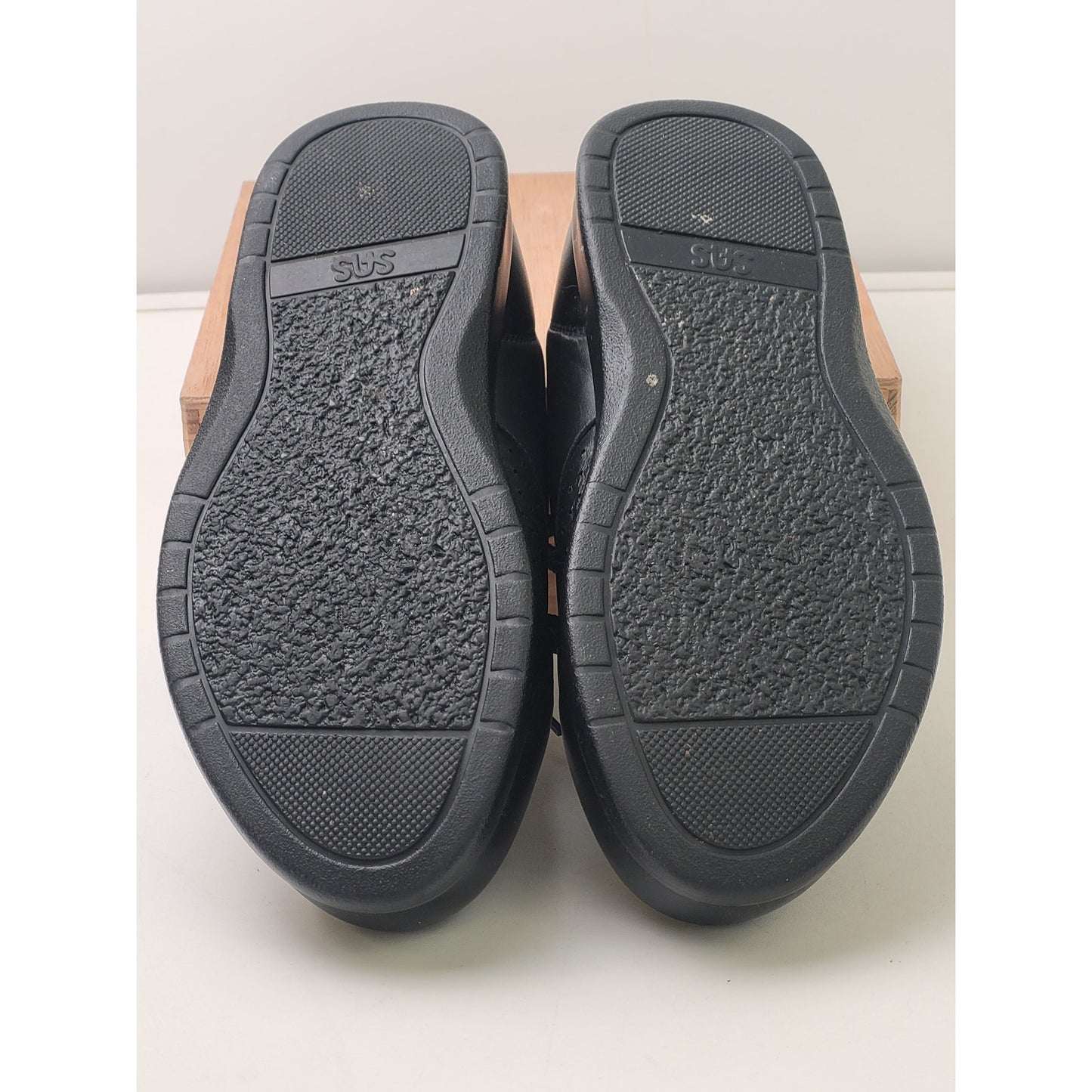 SAS Free Time Black Leather Walking Shoes Women's Sz 8 1/2 WWW