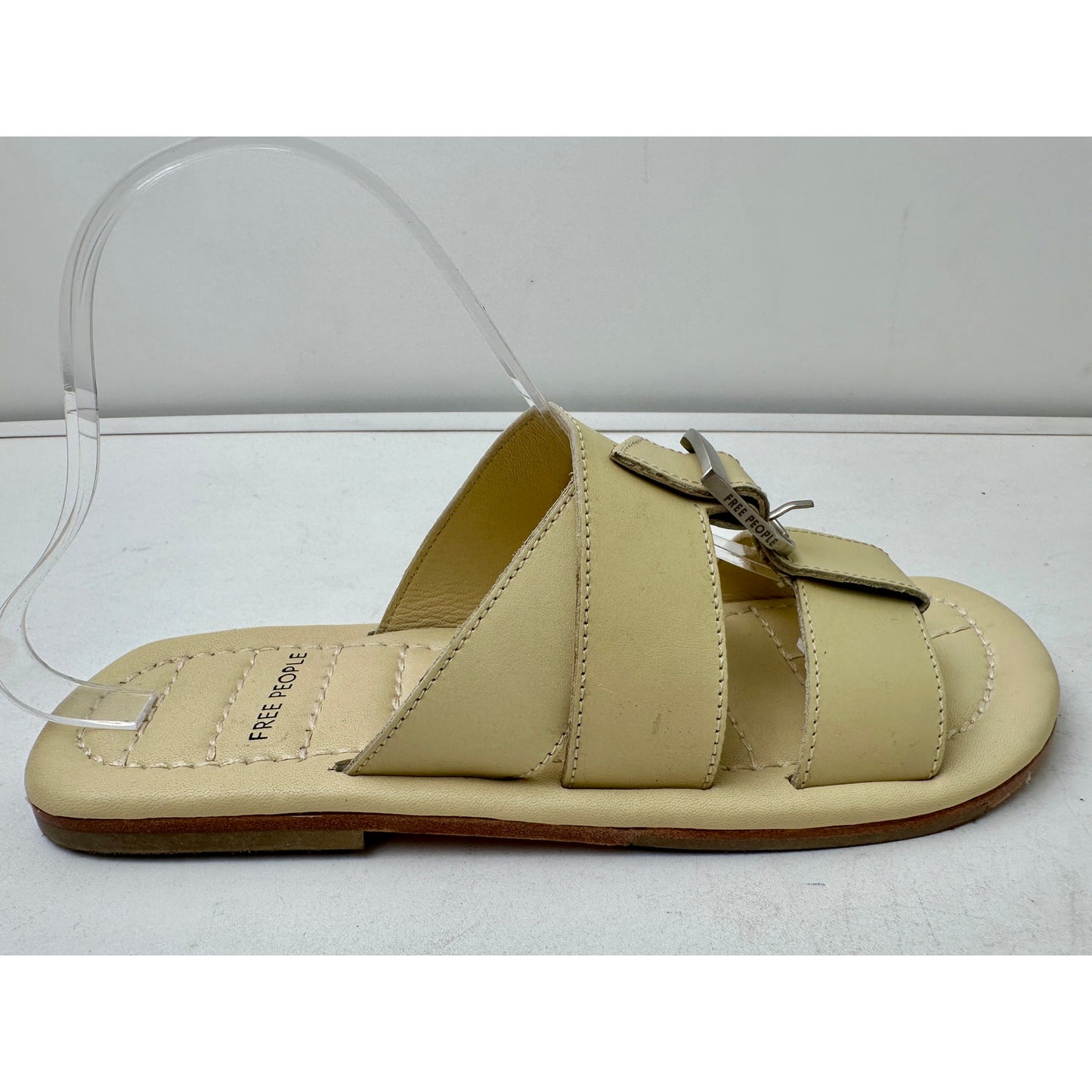 Free People Sloan Buttermilk Leather Buckle Sandals Women's Sz 7