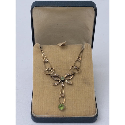 14K Yellow Gold Art Nouveau Genuine Peridot & Seed Pearl Bow Drop Necklace w Box