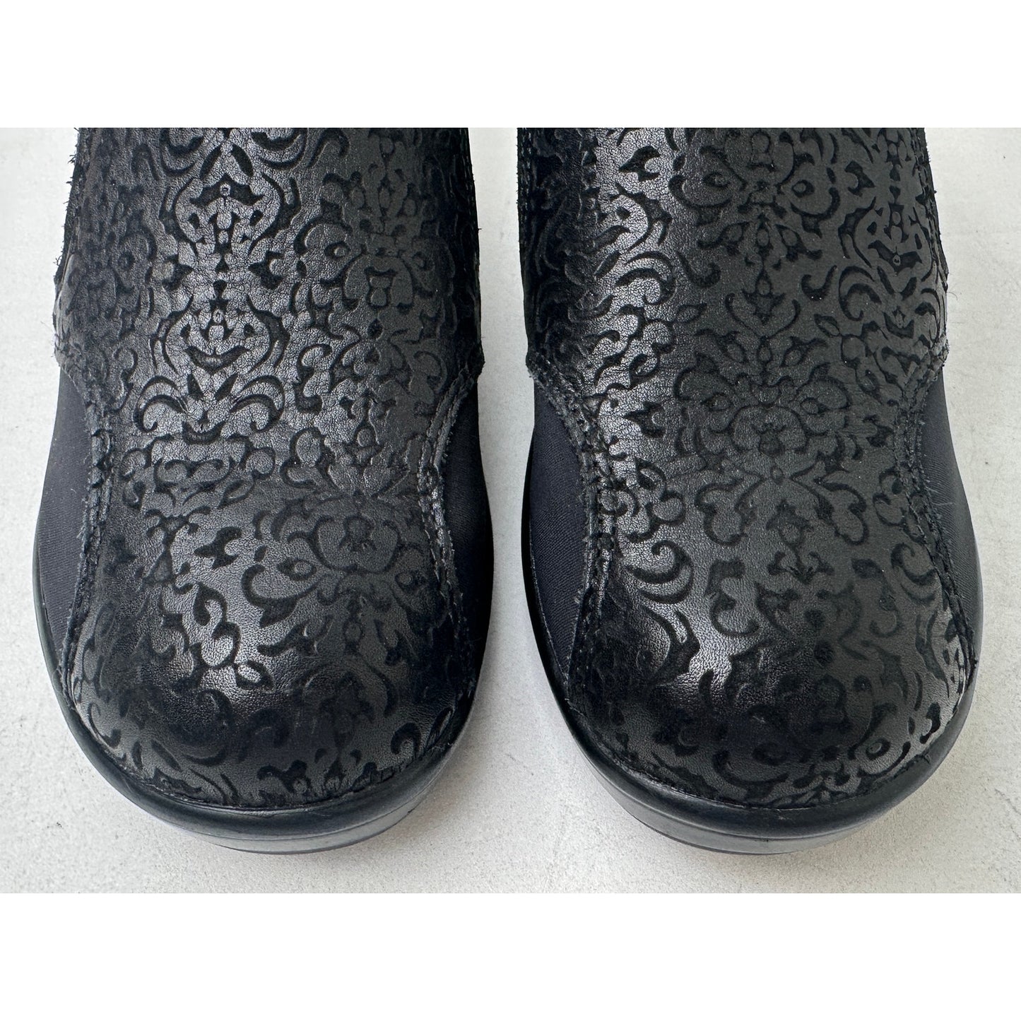 Alegria Hayden Black Floral Embossed Leather Shoes Women's Sz 36