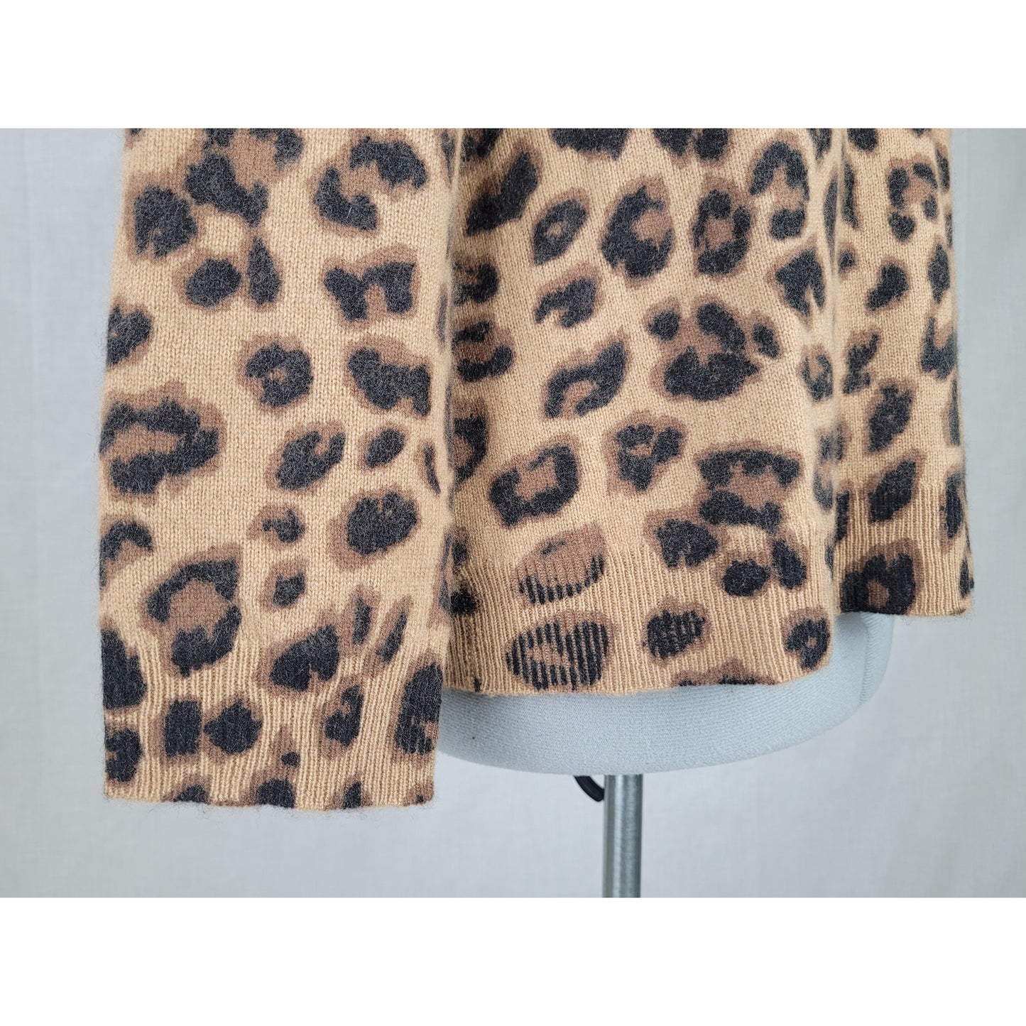 Charter Club 100% Cashmere Luxury Sweater Animal Print Sz L