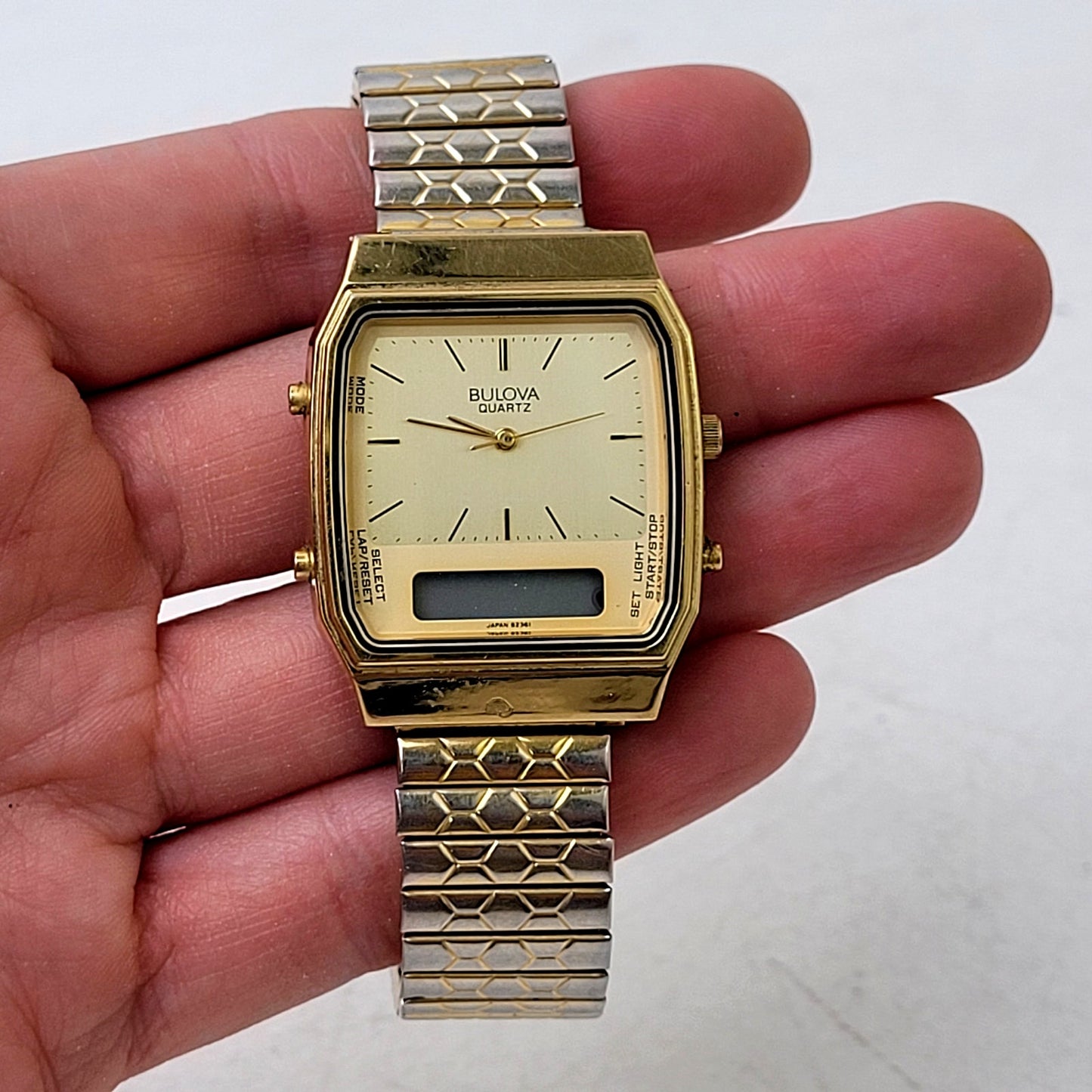 Vintage Bulova P7 82361 Quartz Watch w Digital Window Stainless Steel
