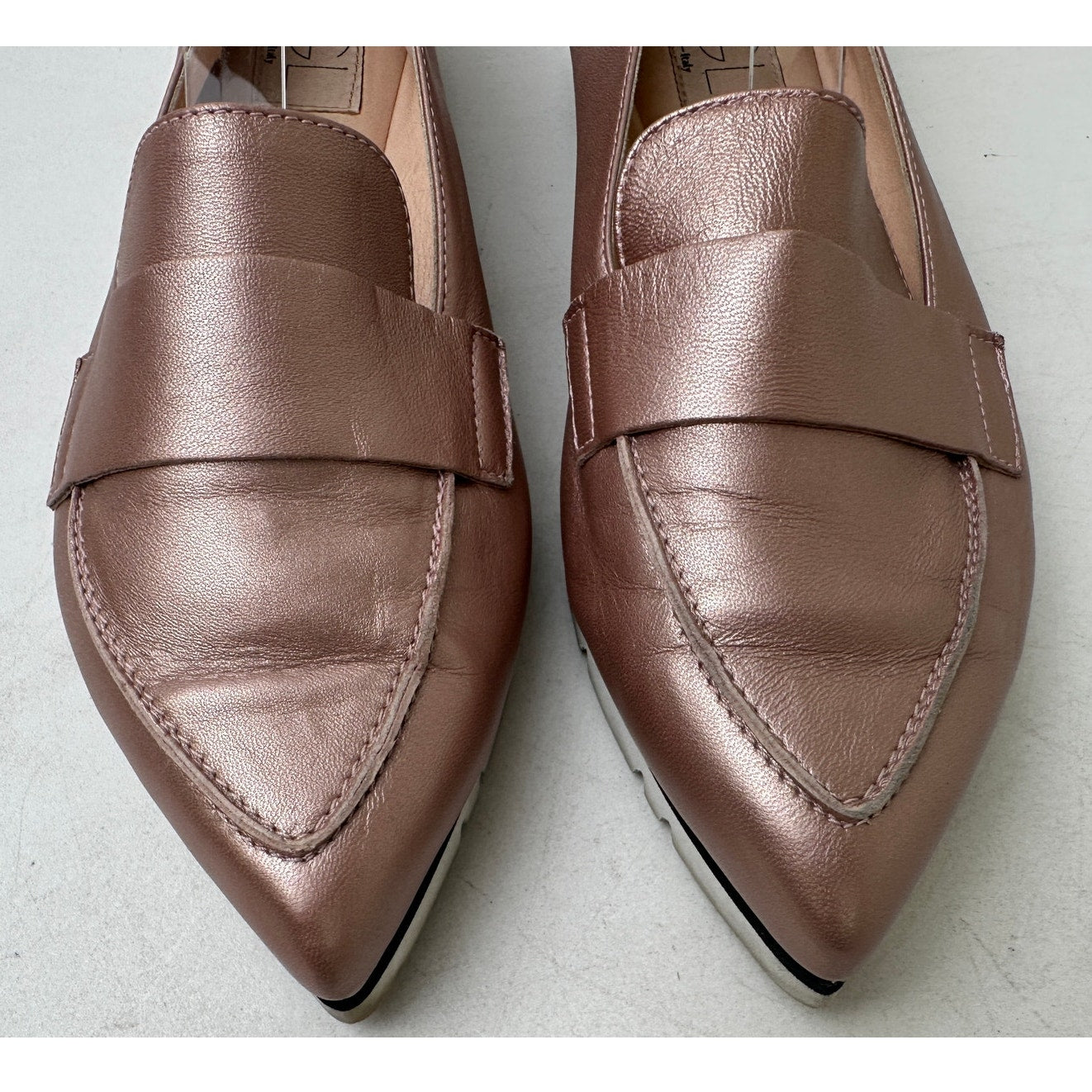 AGL Attilio Giusti Leombruni Metallic Rose Gold Micro Pointed Toe Loafers Women's Sz 8.5