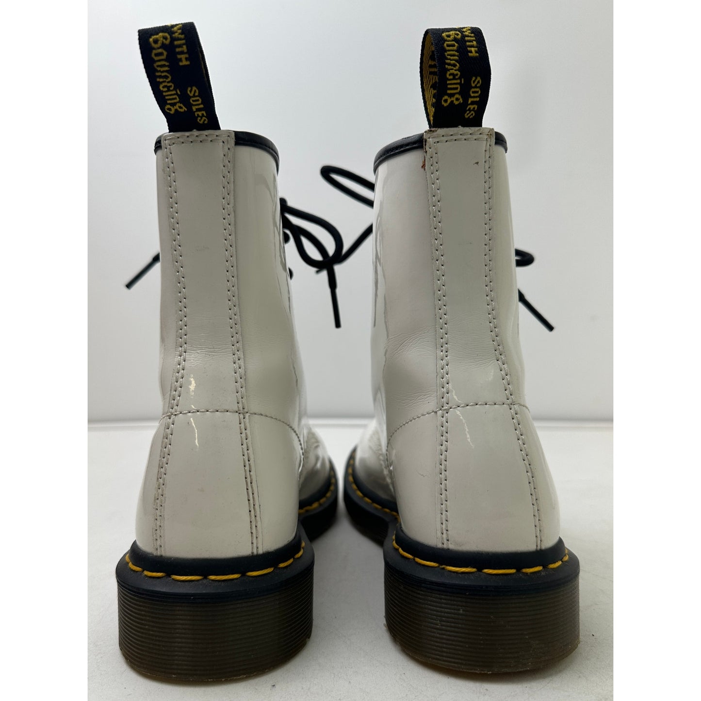 Dr. Martens 1460 White Patent Leather 8-Eye Combat Boots Women's Sz 7