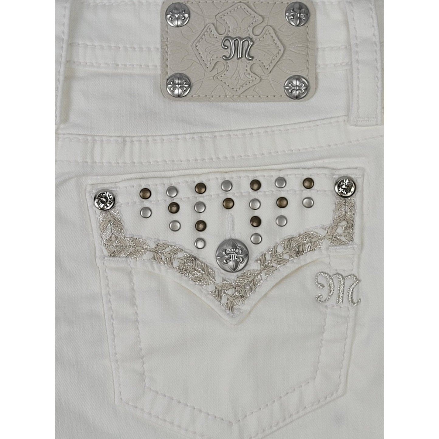 Miss Me Elara Studded Shorts White Denim Mid-Rise Women's Sz 30 NWT