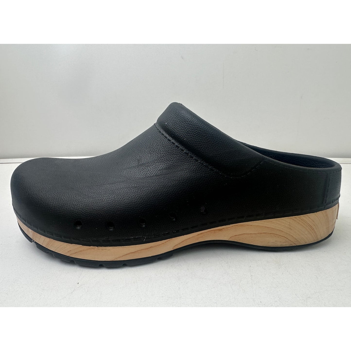 Dansko Kane Molded EVA Black / Woodgrain Trim Clogs Women's Sz 41