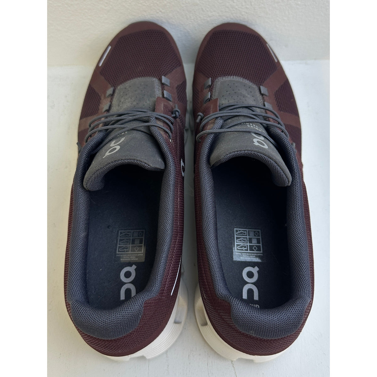 On Cloud 5 Running Shoes Mulberry / Eclipse Men's Sz 12.5