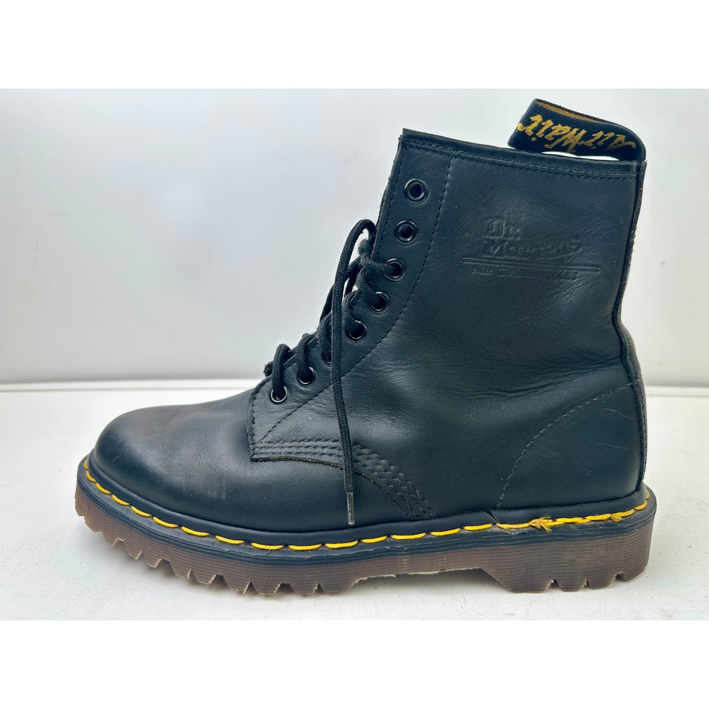 Vintage Dr. Martens 1460 Black Leather 8-Eye Lace Up Boots (Made in England) Men's 7 / Women's 9