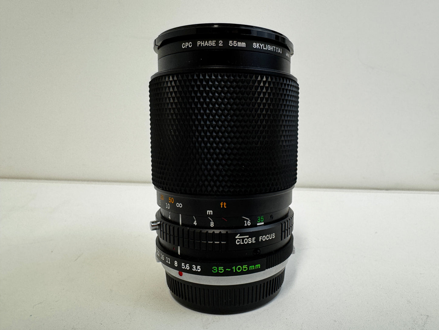 Olympus OM-System Zuiko Auto-Zoom 35-105mm f/3.5-4.5 MF Lens (Untested)