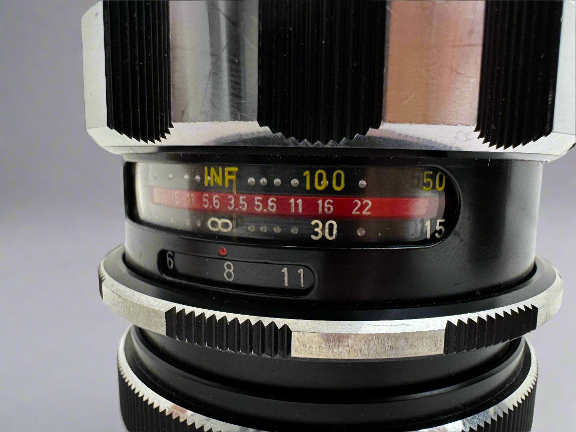 ISCO-GOTTINGEN TELE-WESTANAR 1:3.5/135mm Lens f=135mm With Case (Untested)