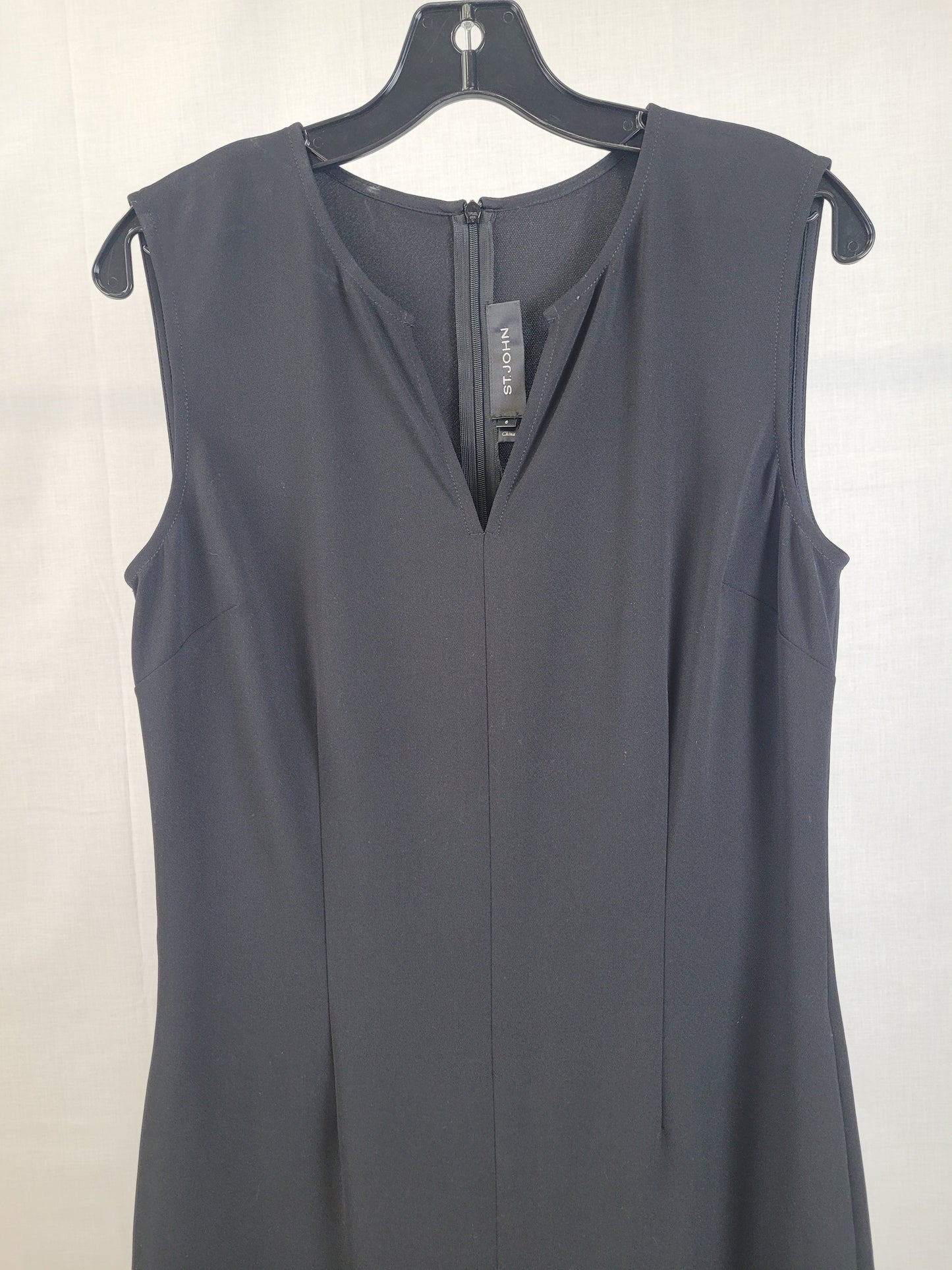 St. John Classic Stretch Cady V-Neck Jumpsuit Romper Black Sz 6 Retail $895