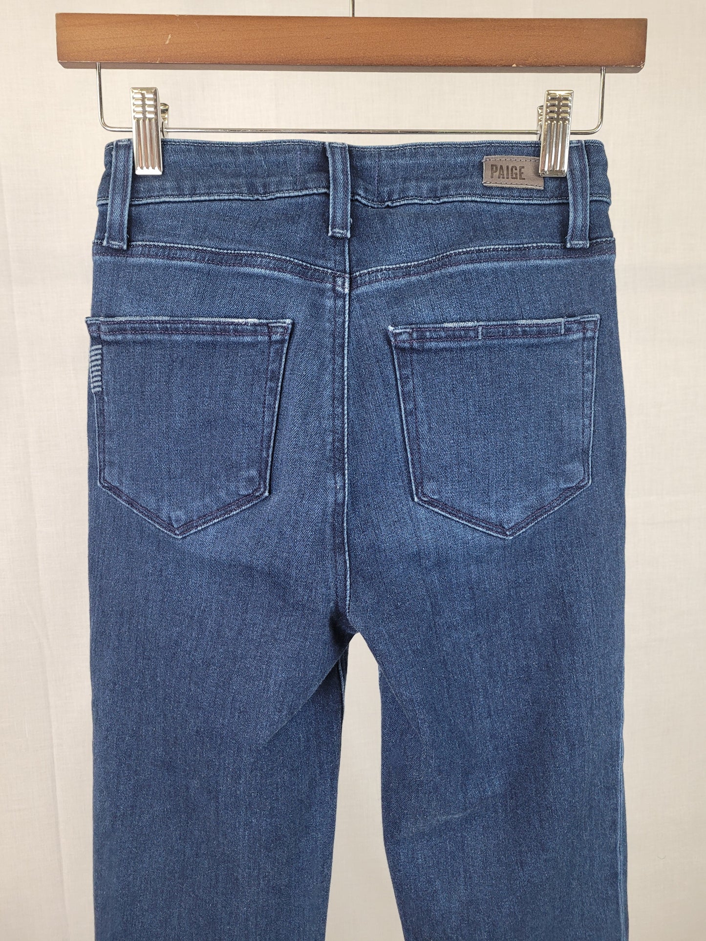 Paige Cindy Crop Raw Edge Straight Leg Denim Sz 25 EUC