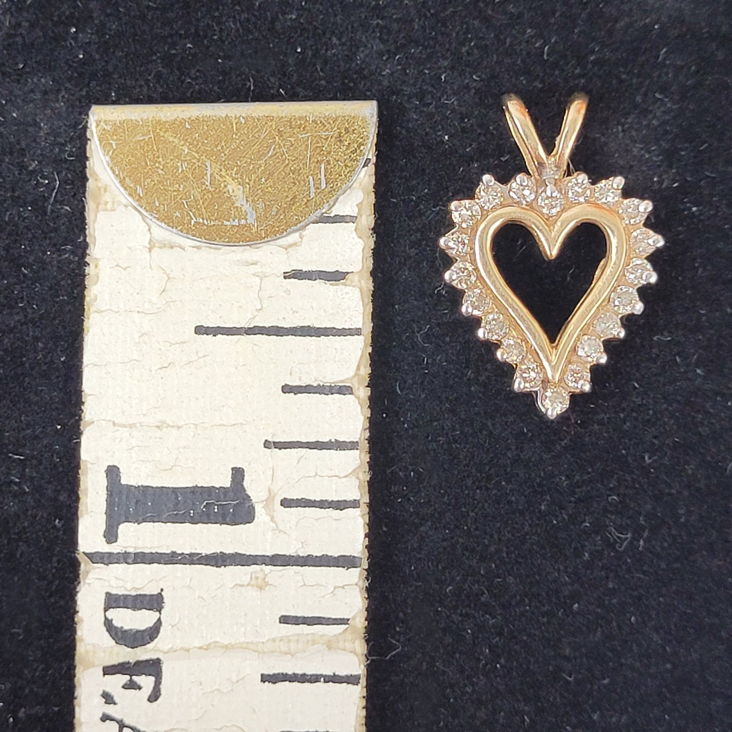 Diamond Heart Pendant in 10K Gold Setting .049oz