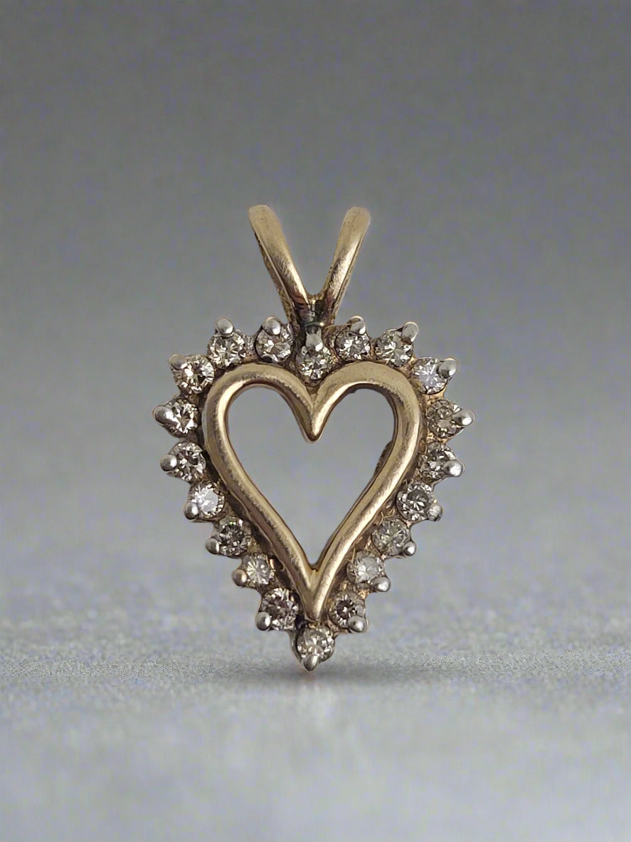 Diamond Heart Pendant in 10K Gold Setting .049oz