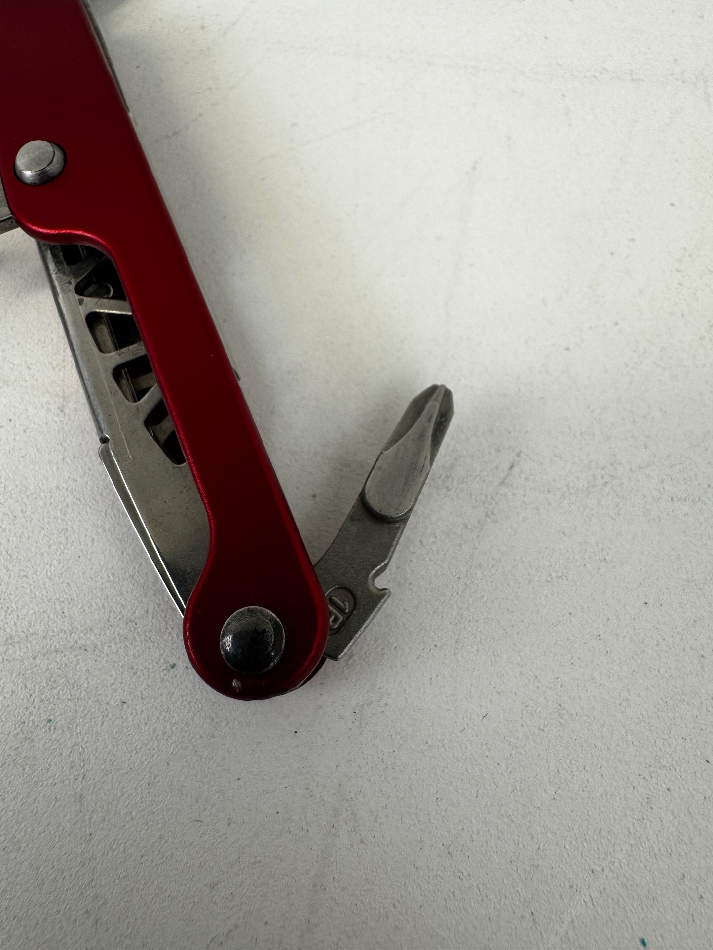 Retired Leatherman Juice C2 RED 1st Gen Multitool