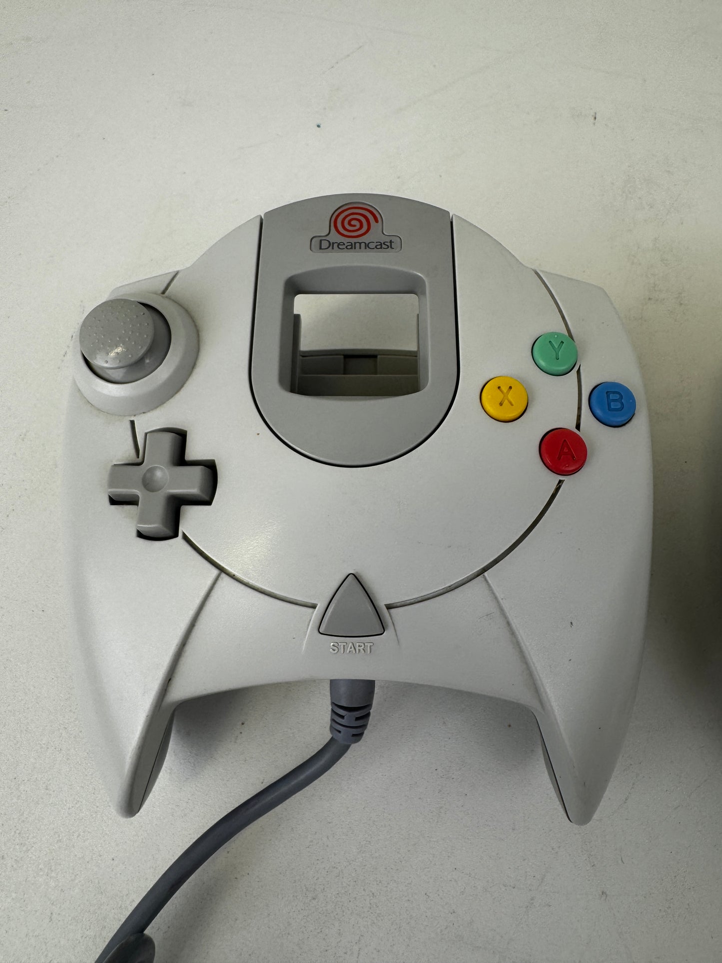 Dreamcast Console W/Controllers & Shenmue/Marvel Vs. Capcom 2/ The House of The Dead 2 (All untested no cords included)
