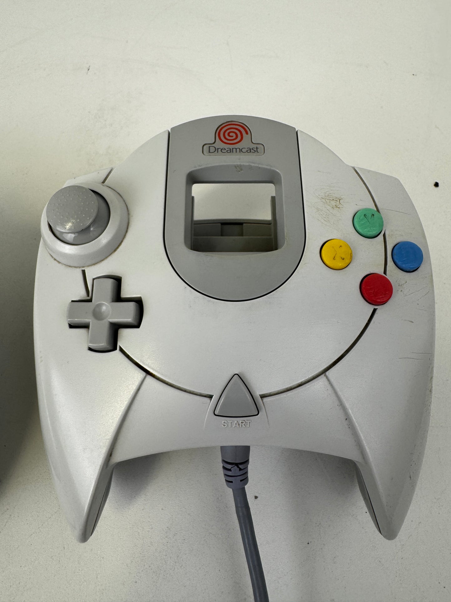 Dreamcast Console W/Controllers & Shenmue/Marvel Vs. Capcom 2/ The House of The Dead 2 (All untested no cords included)