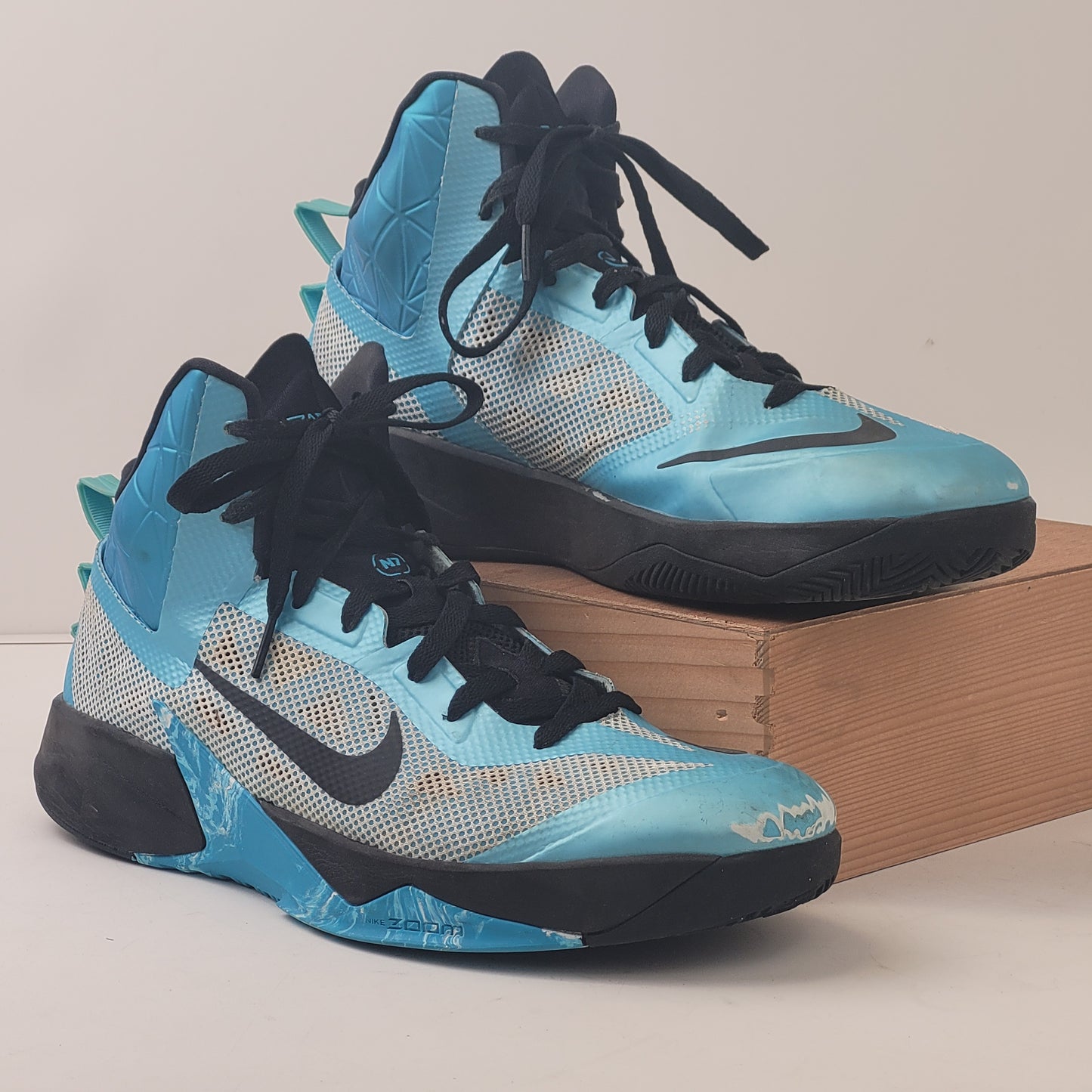 Nike Zoom Hyperfuse 2013 Blue Basketball Shoes 651636-144 Men's Sz 12