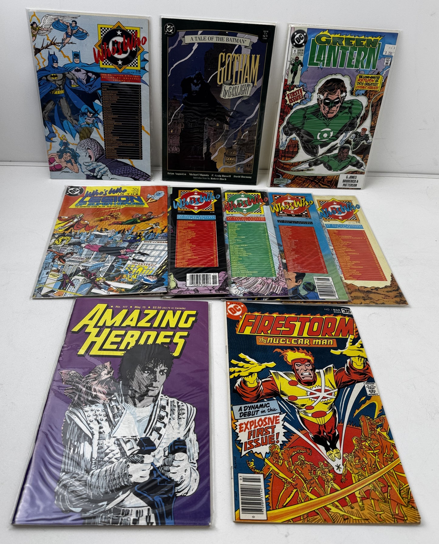 Lot of 10 Various DC Comics (Gotham by Gaslight, DC's Who's Who, Green Lantern Etc.)