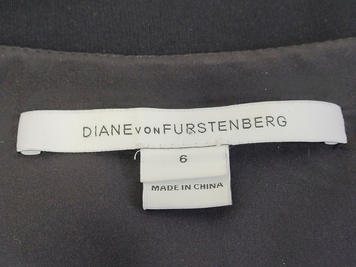 Diane Von Furstenberg Little Black Sheath Dress Knit Bodycon Sz 6 EUC