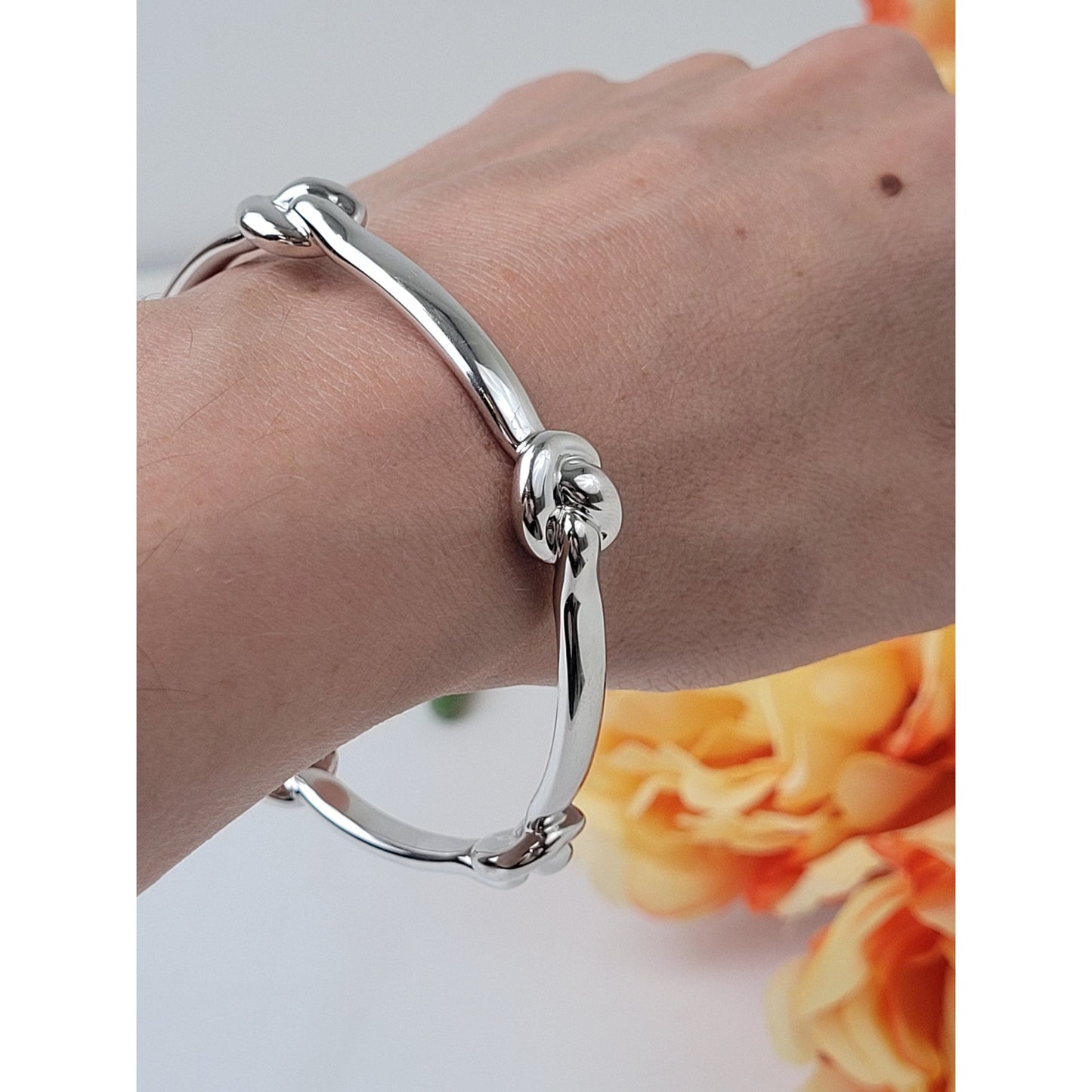 14K White Gold Plate ITAOR Resin Bangle with Knot Detail Made in Italy