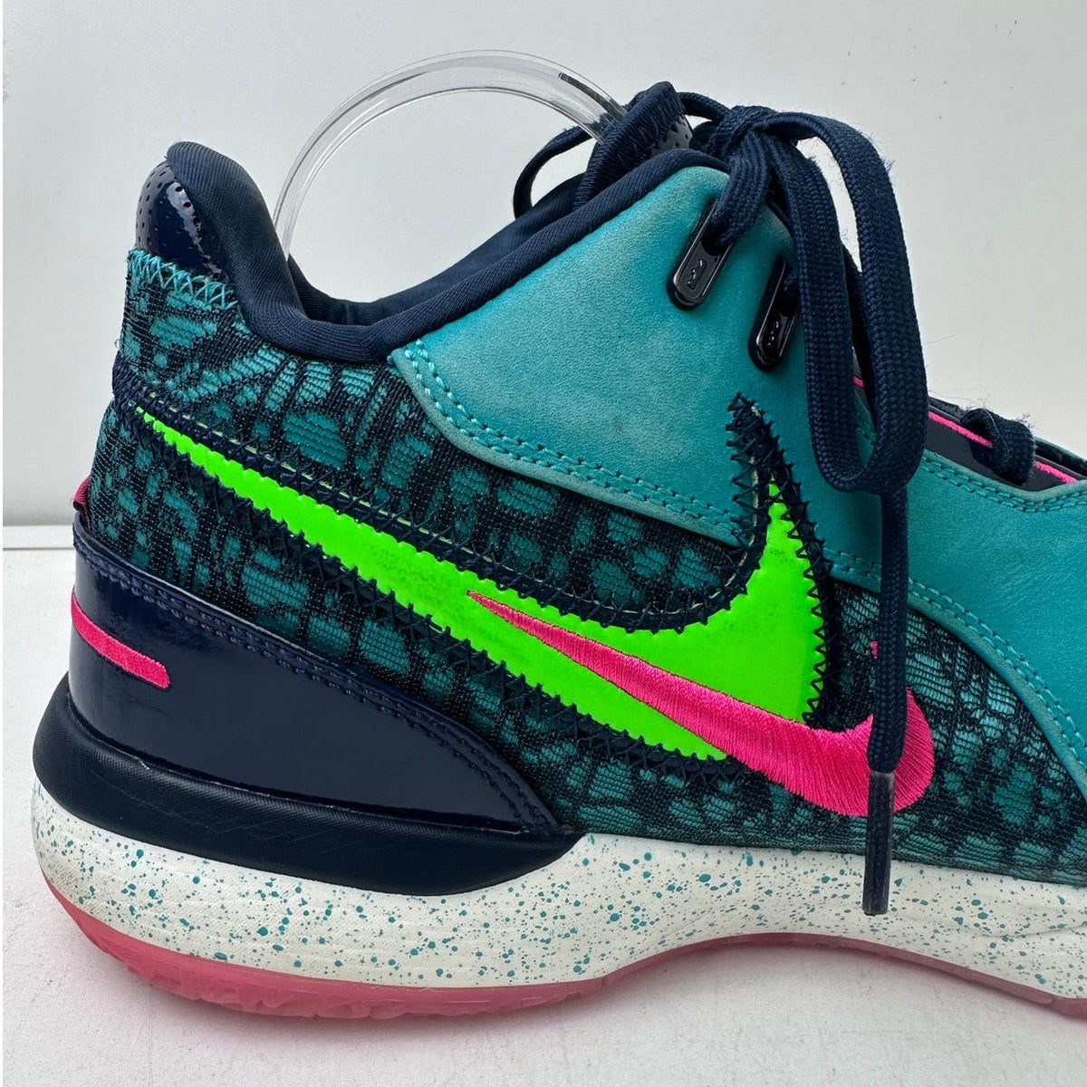 Nike Zoom LeBron NXXT Gen AMPD South Beach Sneakers Men's Sz 10.5