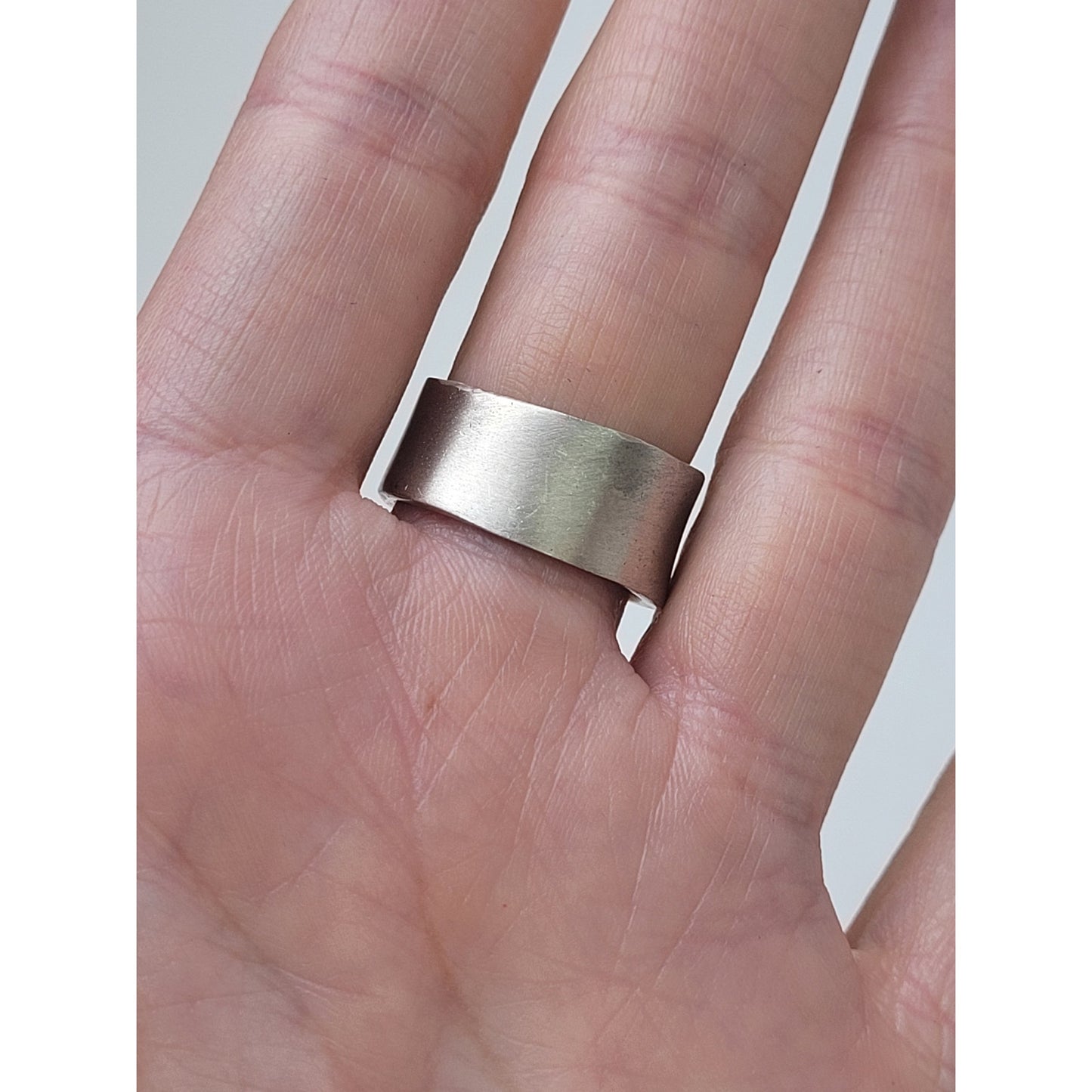 Lisa Leanard Designs Sterling Silver Diamond Ring Hammered Finish Sz 7 3/4