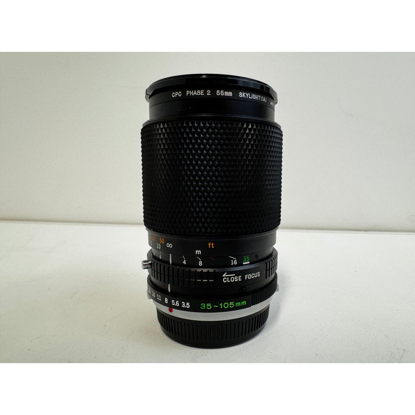 Olympus OM-System Zuiko Auto-Zoom 35-105mm f/3.5-4.5 MF Lens