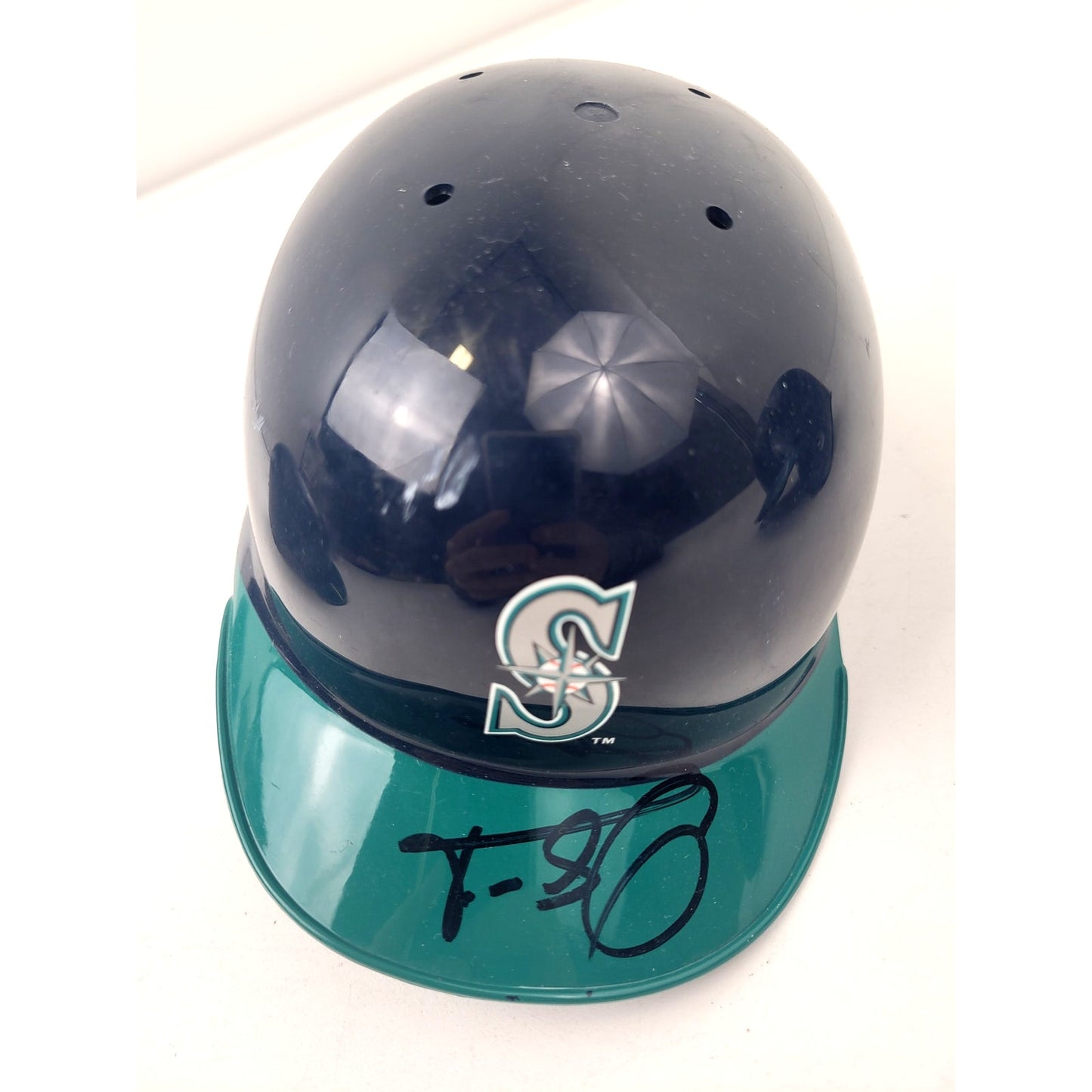 1997 MLB Seattle Mariners Mini Batting Helmets Signed by Athletes - Set of 3
