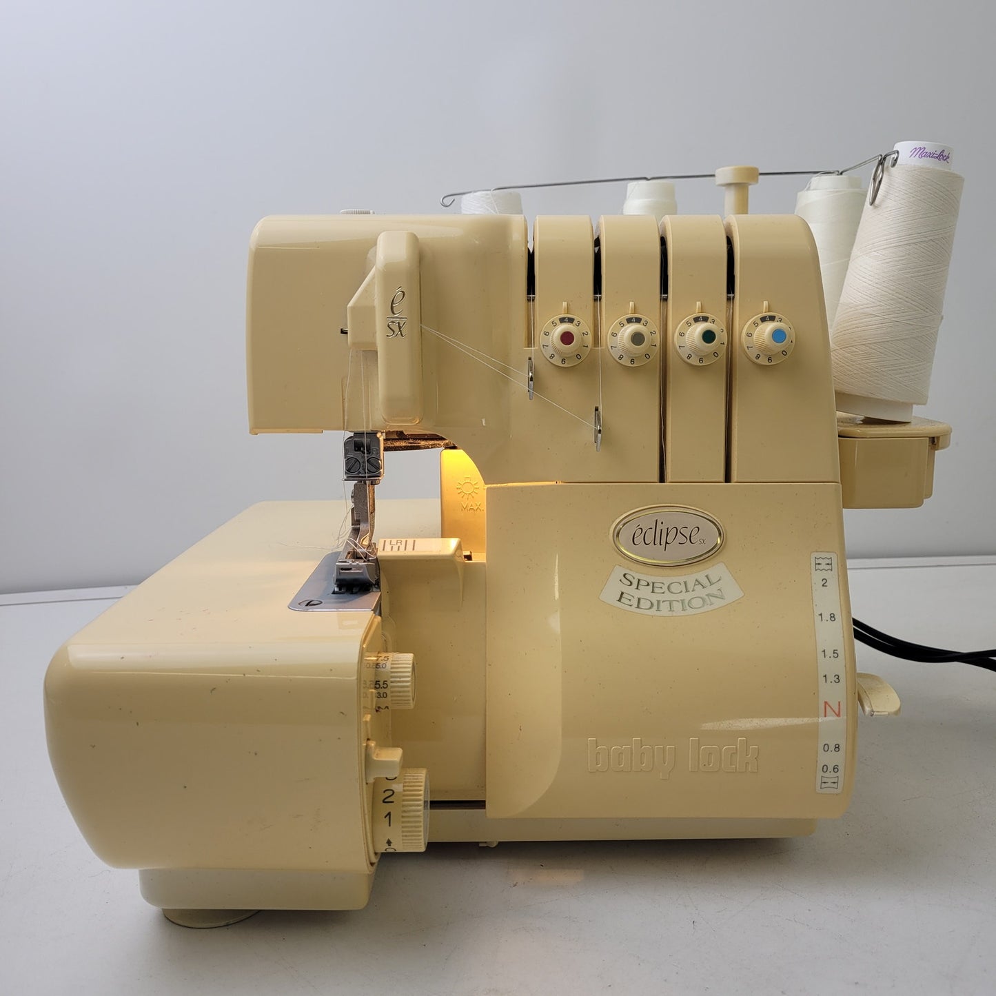 Baby Lock Eclipse SX Overlocker Serger Model BLE1SX w Foot Pedal & Manual