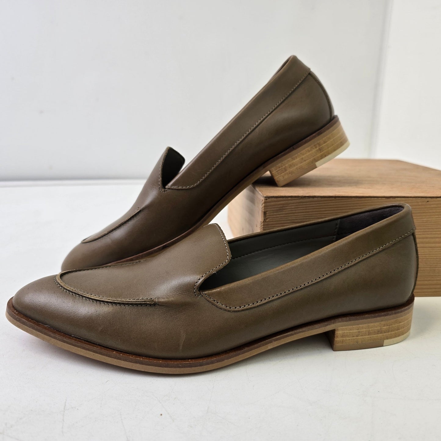 Women's Everlane The Modern Loafer Size: 10.5