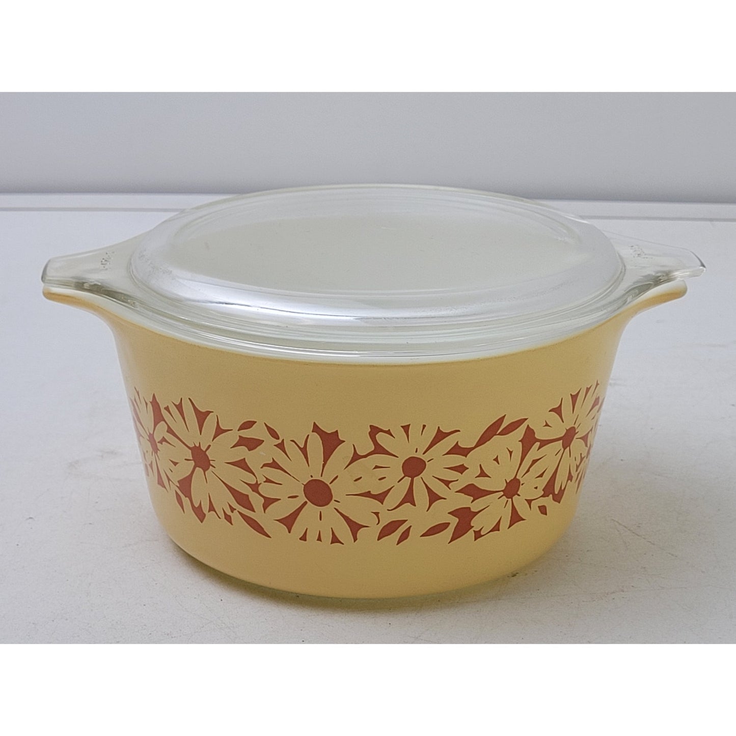 1970s Pyrex Daisy Silhouette Covered Dish & Woodland Country Casserole Dish Set
