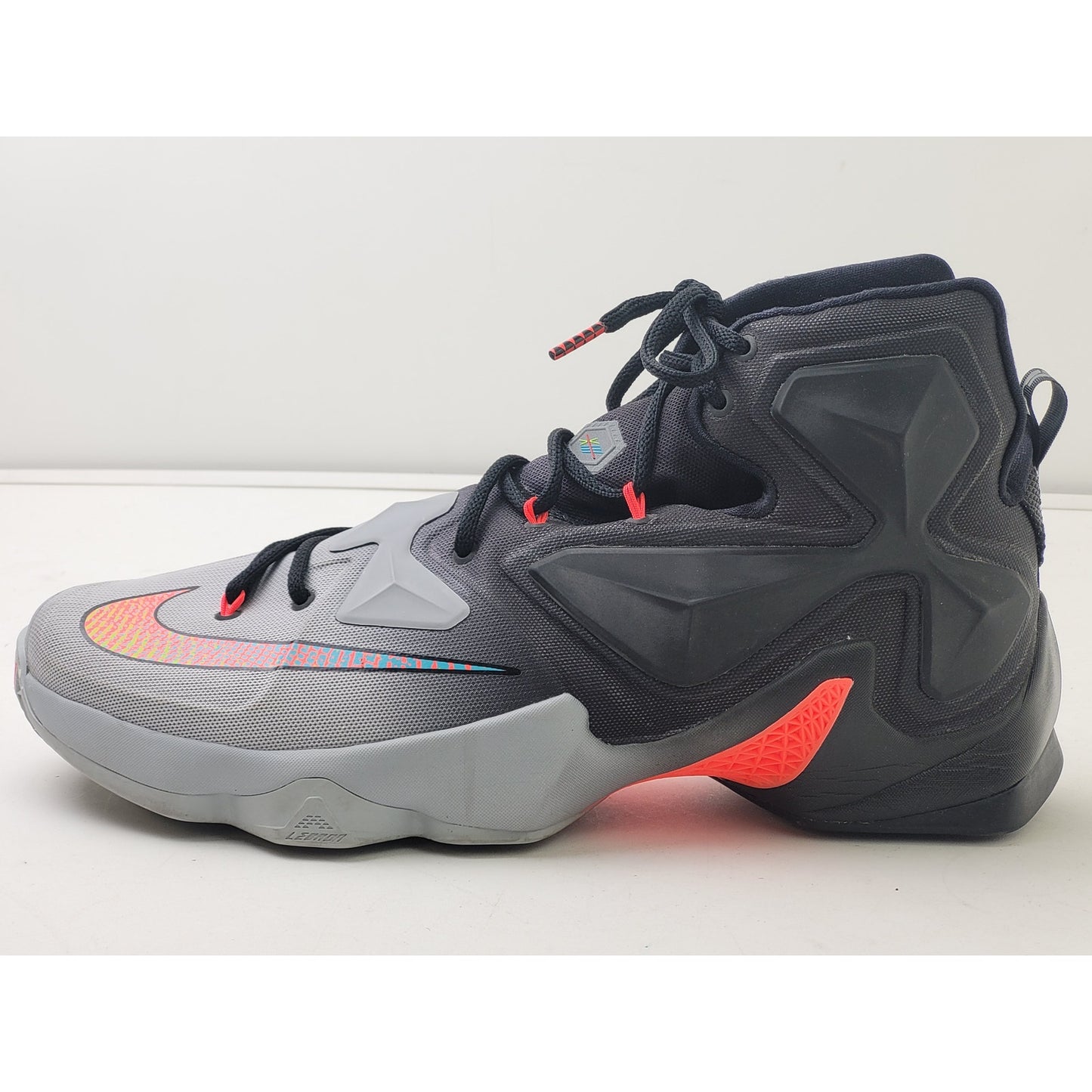 Nike LeBron 13 On Court Basketball Shoes Cool Grey Black Men's Sz 13