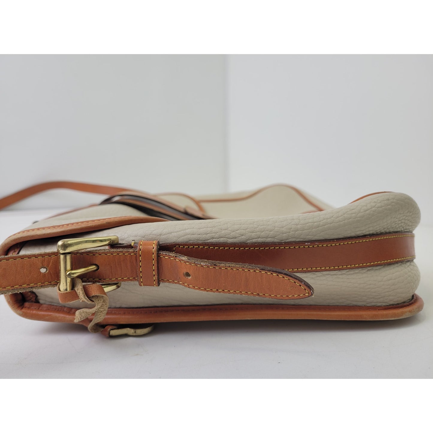 VTG Dooney & Bourke Large Equestrian Flap Bag Briefcase in Bone & British Tan