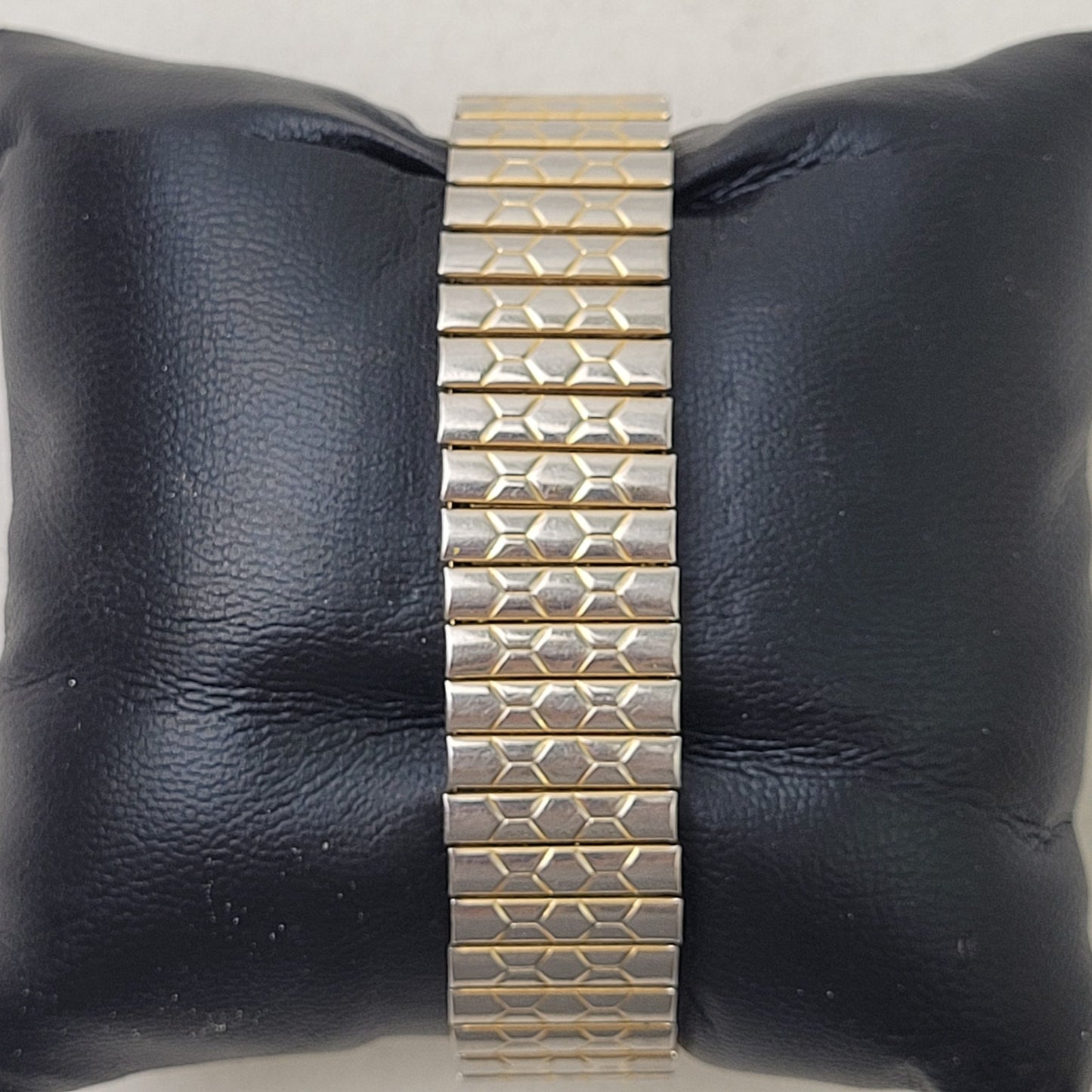 Vintage Bulova P7 82361 Quartz Watch w Digital Window Stainless Steel