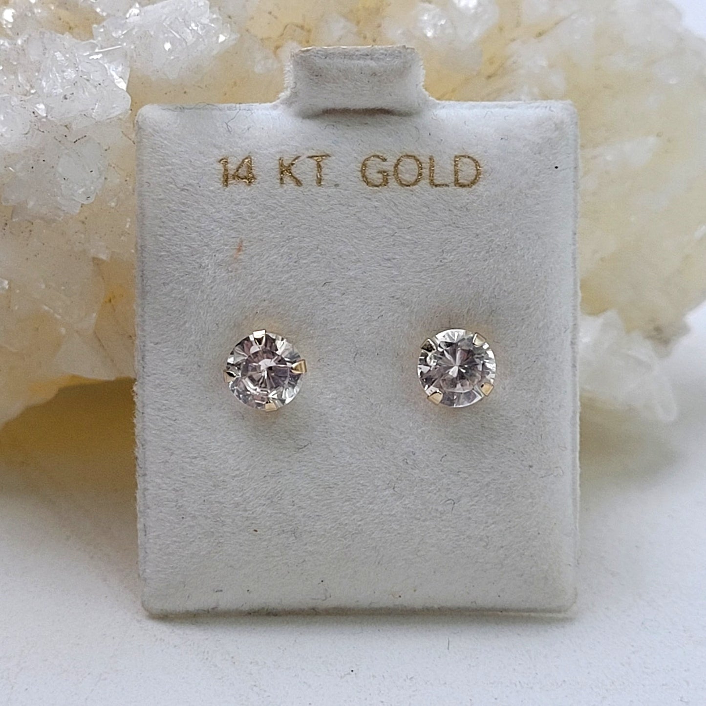 14K Yellow Gold Cub Zirconia 6mm Sparkling Stud Earrings Stamped 585