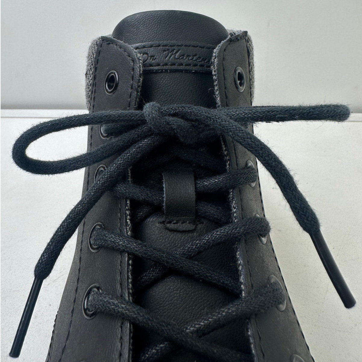 Dr. Martens Maelly Black Leather Boots Women's Sz 9