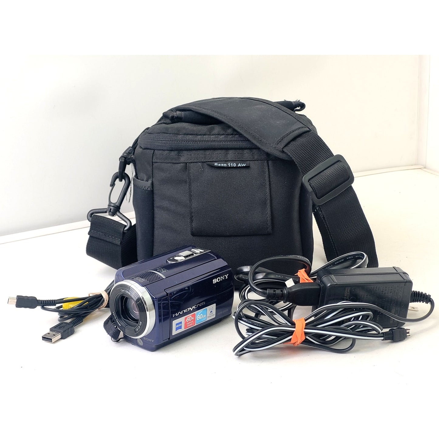 2010 Sony Handycam DCR-SR68 Digial Camcorder & Case | 60X Zoom | 80GB | Blue