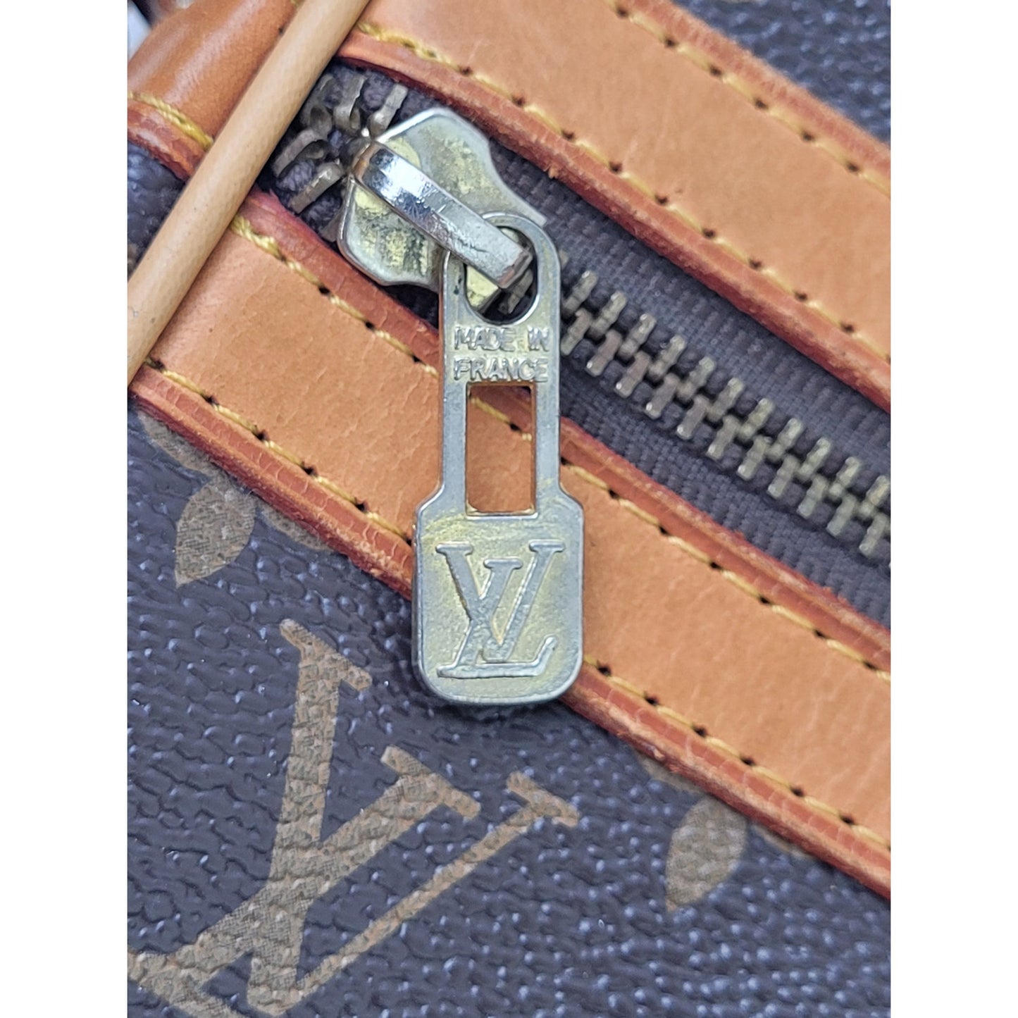 Vintage Fake Louis Vuitton Paris Reporter Crossbody Logo Bag Monogram Canvas