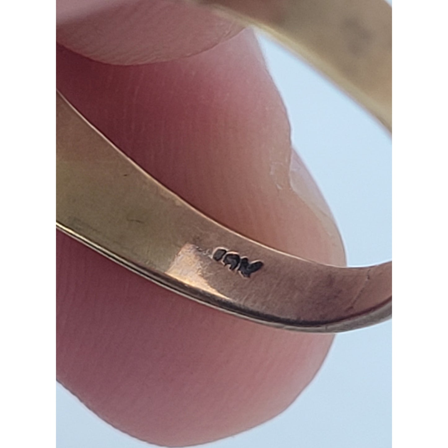 Vintage 14K Yellow Gold Men's Signet Ring Hematite Stone Soldier Sz 9 | 5.83 g