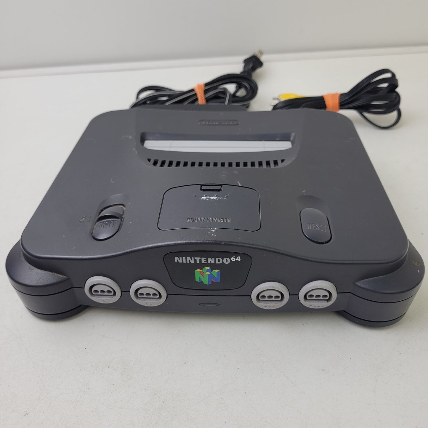 Nintendo 64 NUS-001 Console Bundle w 2 Controllers, 2 Rumble Packs, & Cables