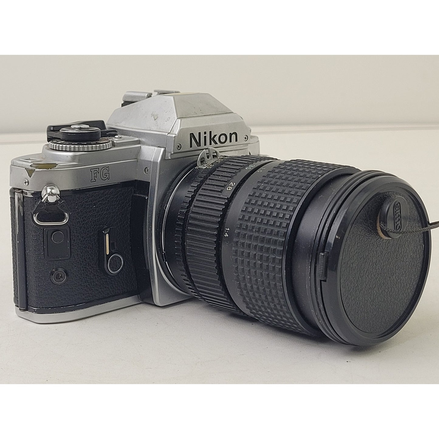 Nikon FG 35mm SLR Camera w 28-70mm f/3.5-5 Lens | Untested