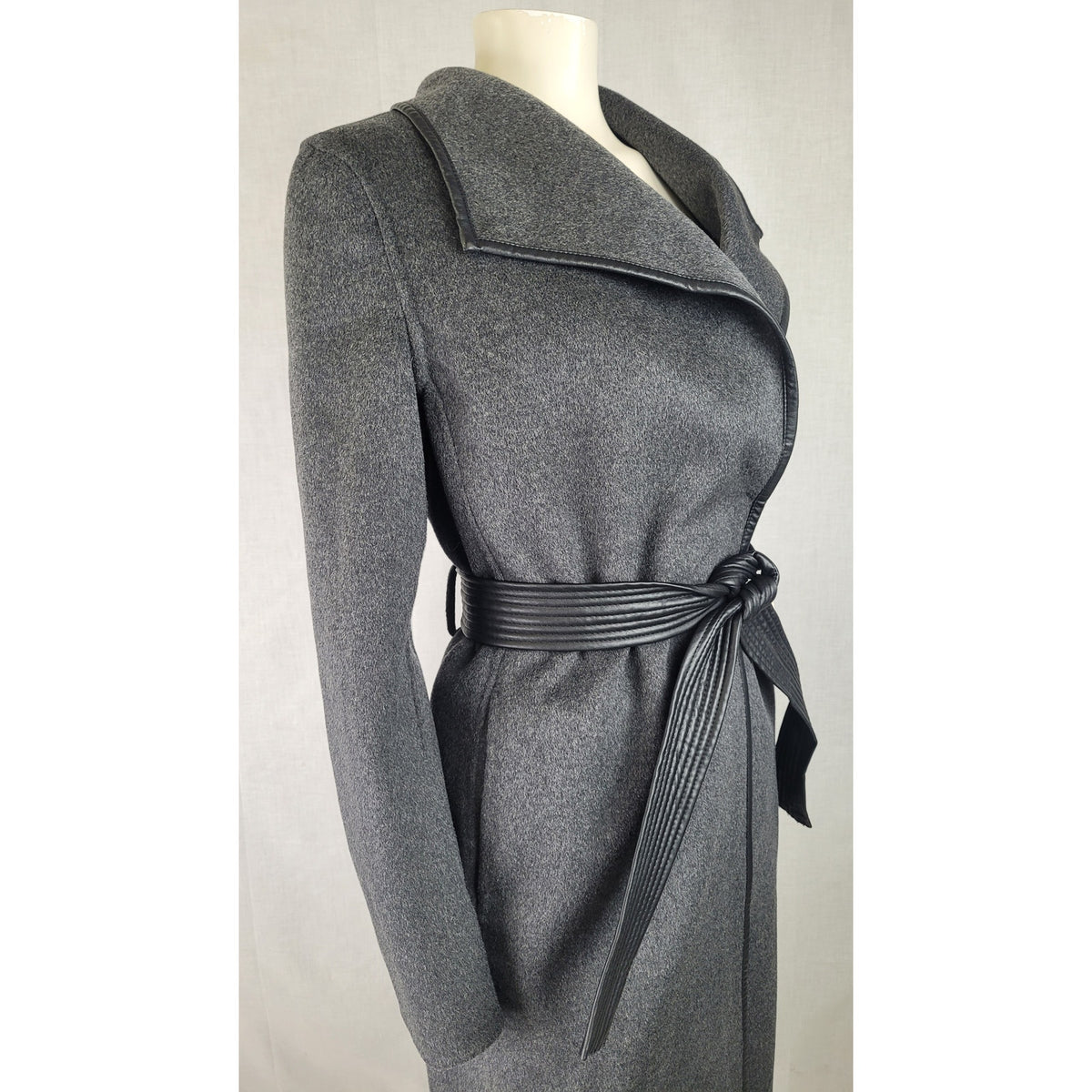 Tahari Double Face Wool-Blend Coat in Charcoal Grey Wide Collar Belted Sz XS NWT