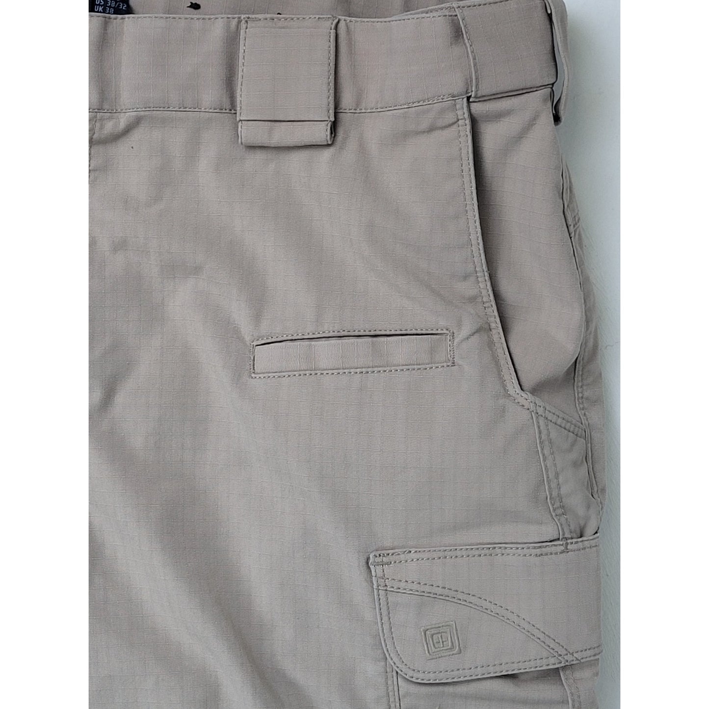 5.11 Tactical Series Khaki Cargo Work Fishing Hunting Pants Men's Sz 38x32