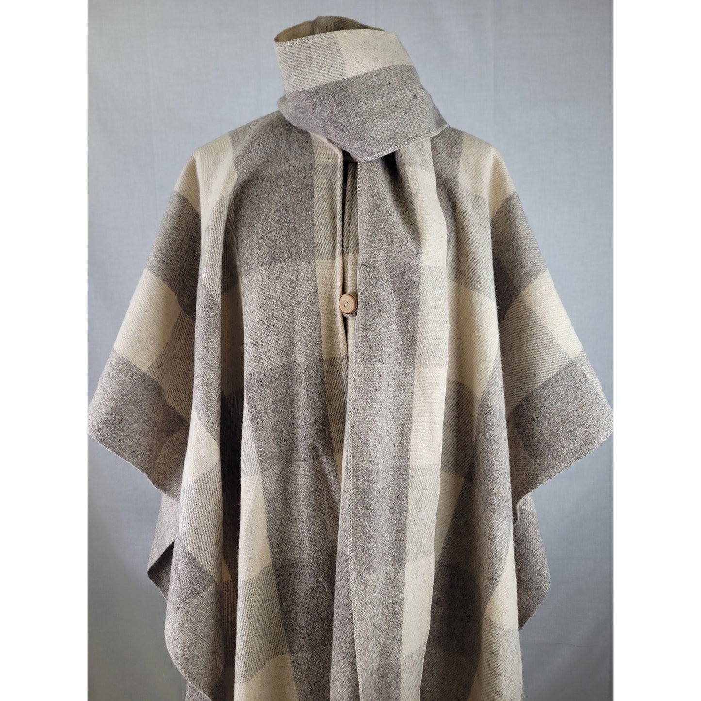 1950s-60s Plaid Wool Cape Poncho Fringe Neck Tie | One Size
